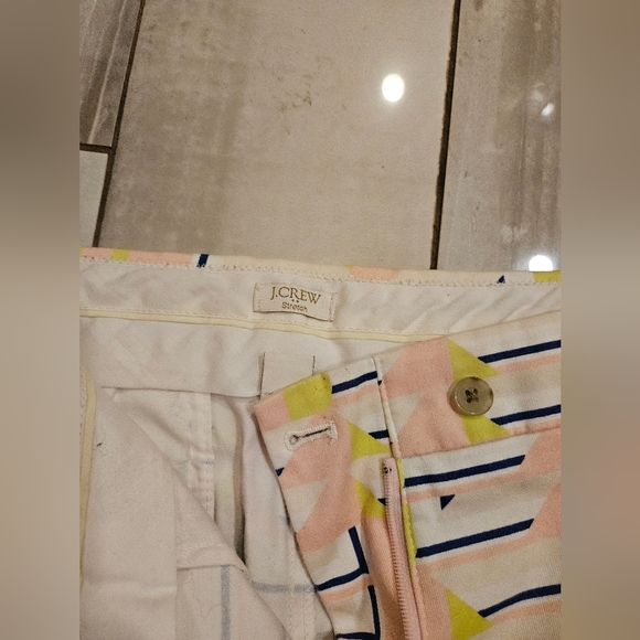 J CREW SIZE 8 SHORTS - Picture 2 of 4